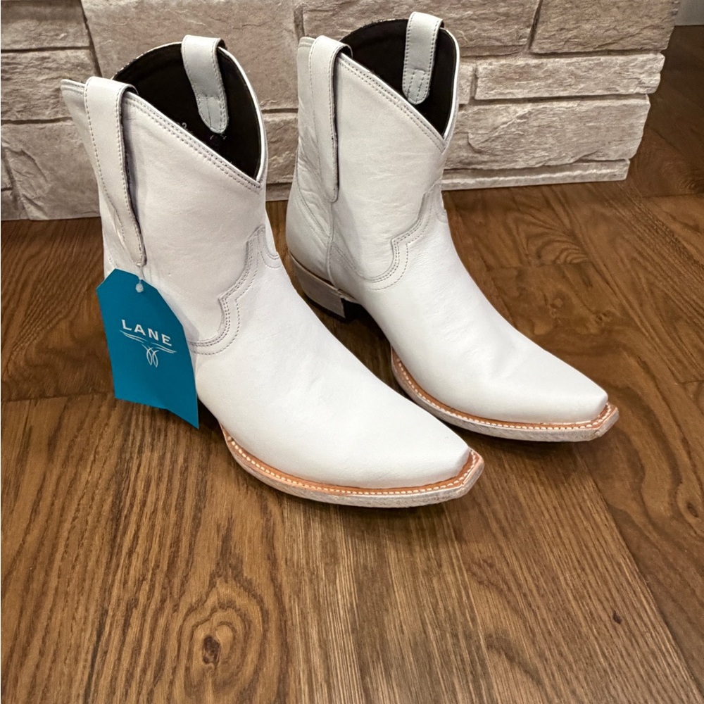 Lane White Western Boots